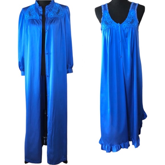Lorraine 1970s 1980s VTG 2 Piece Robe and Gown Lounge Set Antron III Nyl… - Picture 1 of 16